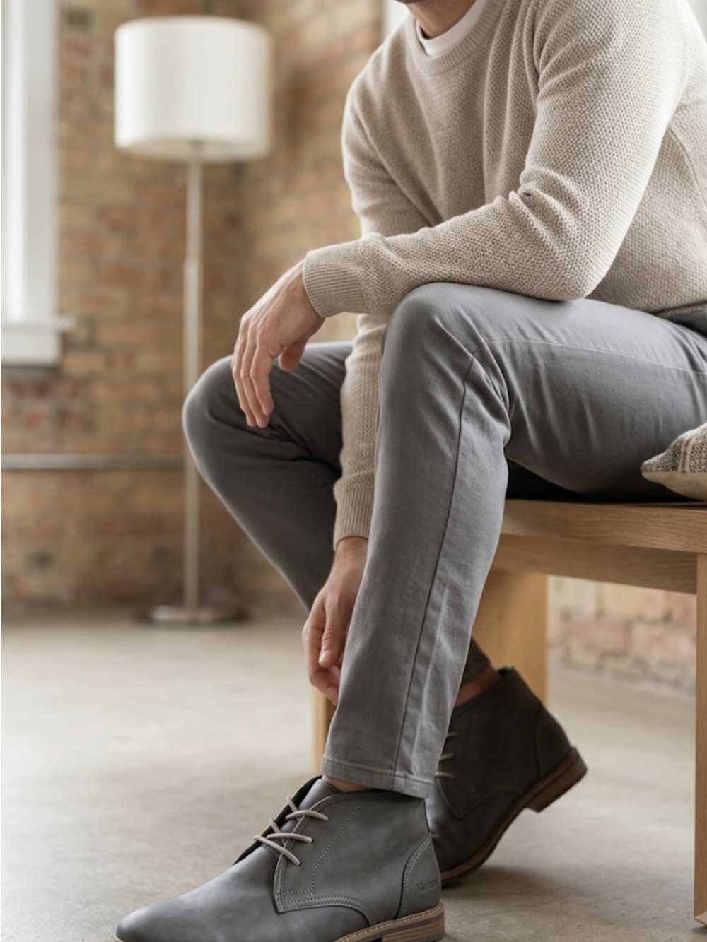 Slim Fit Gray Men’s Jeans — Neutral Everyday Style
